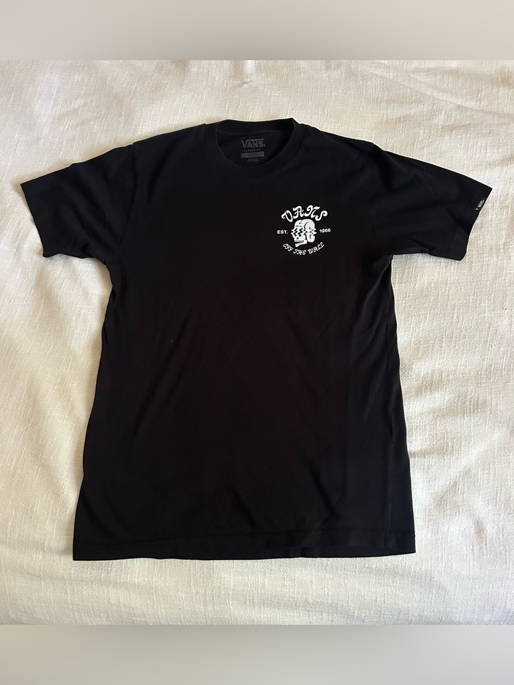 NEW Rare Vintage Vans Black Short-Sleeve Graphic Tee. Size Small